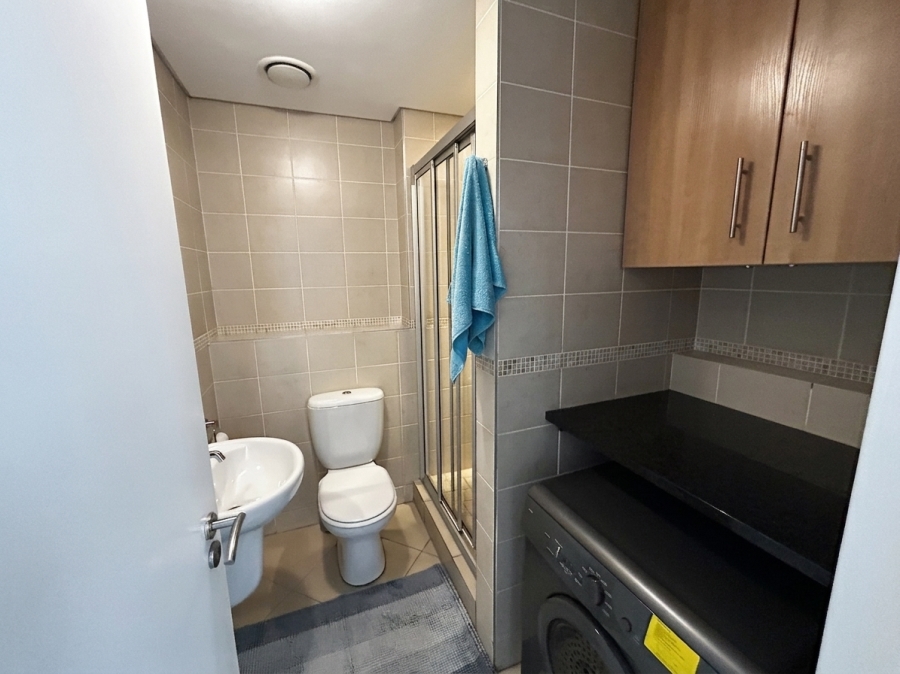 To Let 3 Bedroom Property for Rent in Big Bay Western Cape